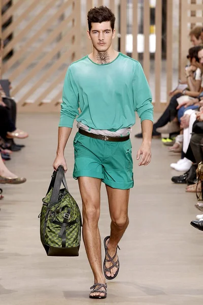 Look 41